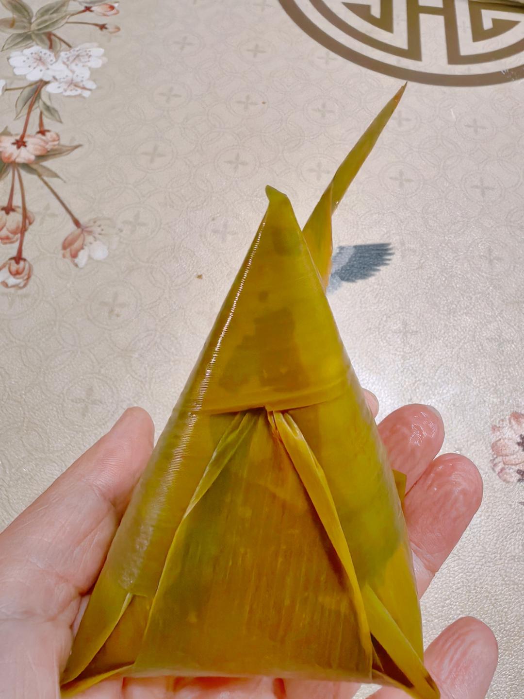 豆沙&蜜枣碱水粽（三角无绳粽包法视频）