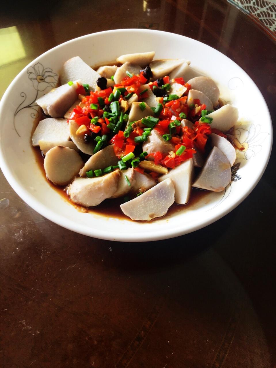 妍丽11做的剁椒蒸芋艿