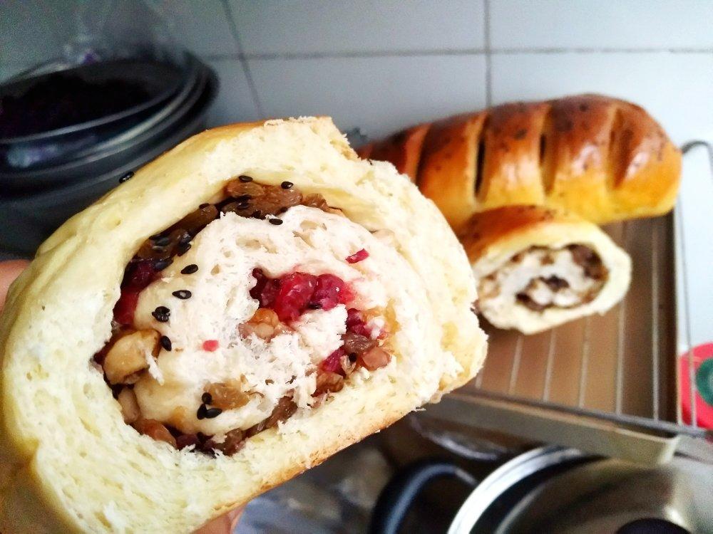 俄罗斯果仁大列巴