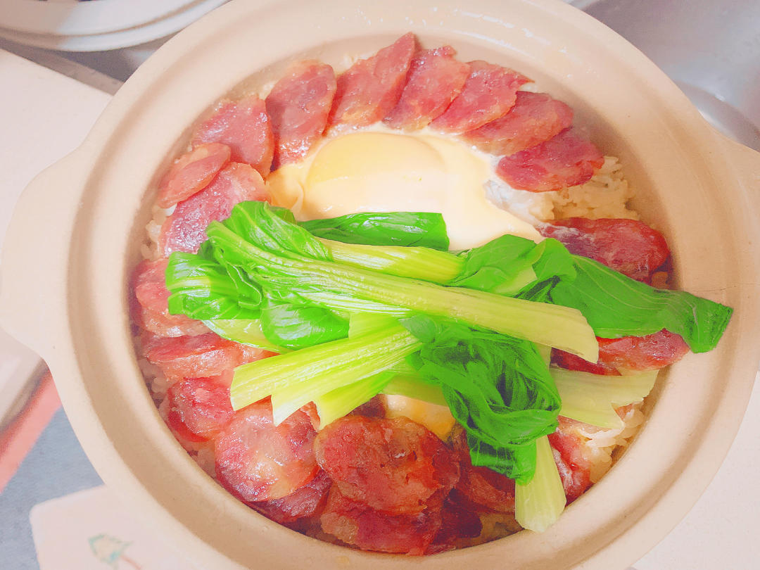 香肠煲仔饭