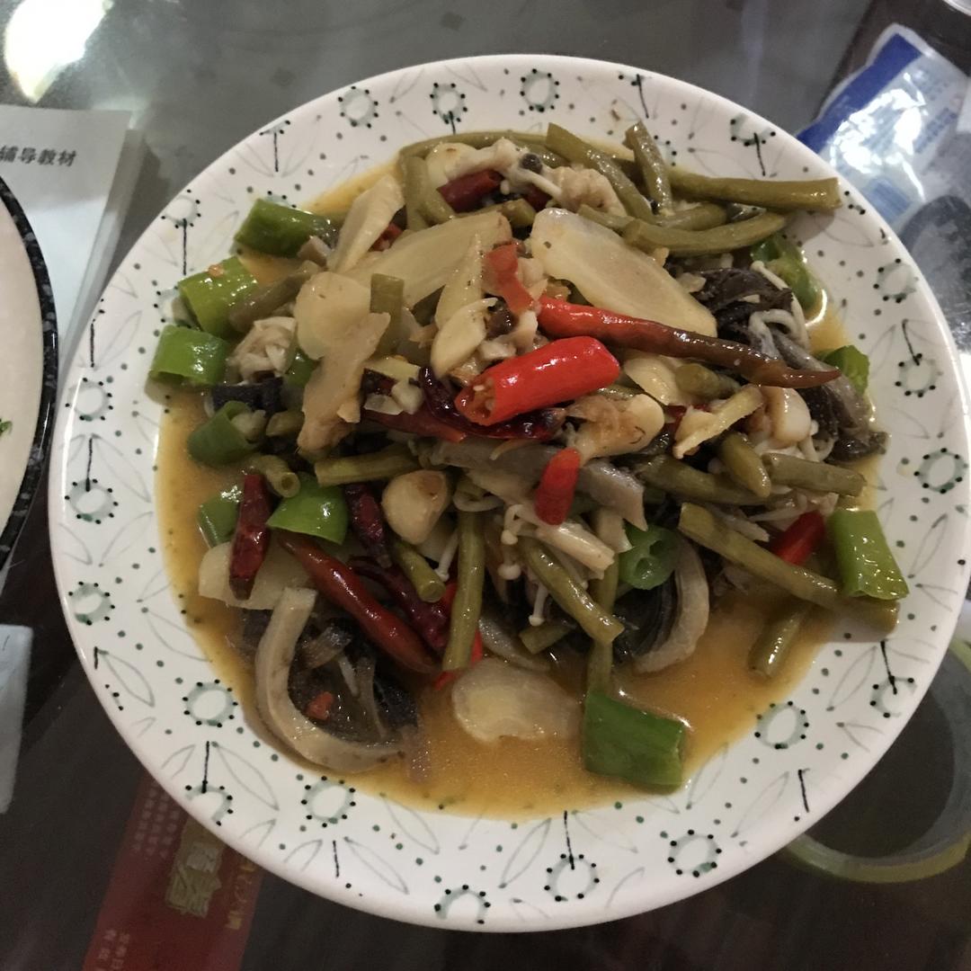 火爆泡椒毛肚