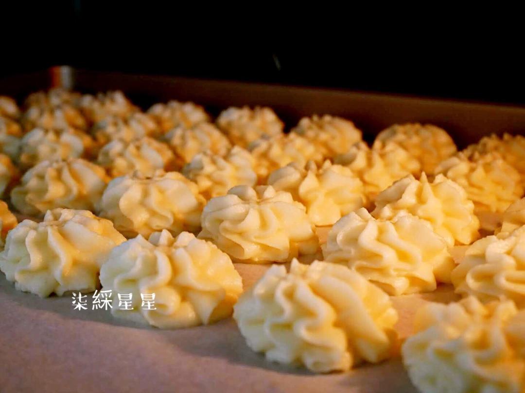 一抿即化酥到掉渣的珍妮曲奇云顶小花/烘焙视频饼干篇1