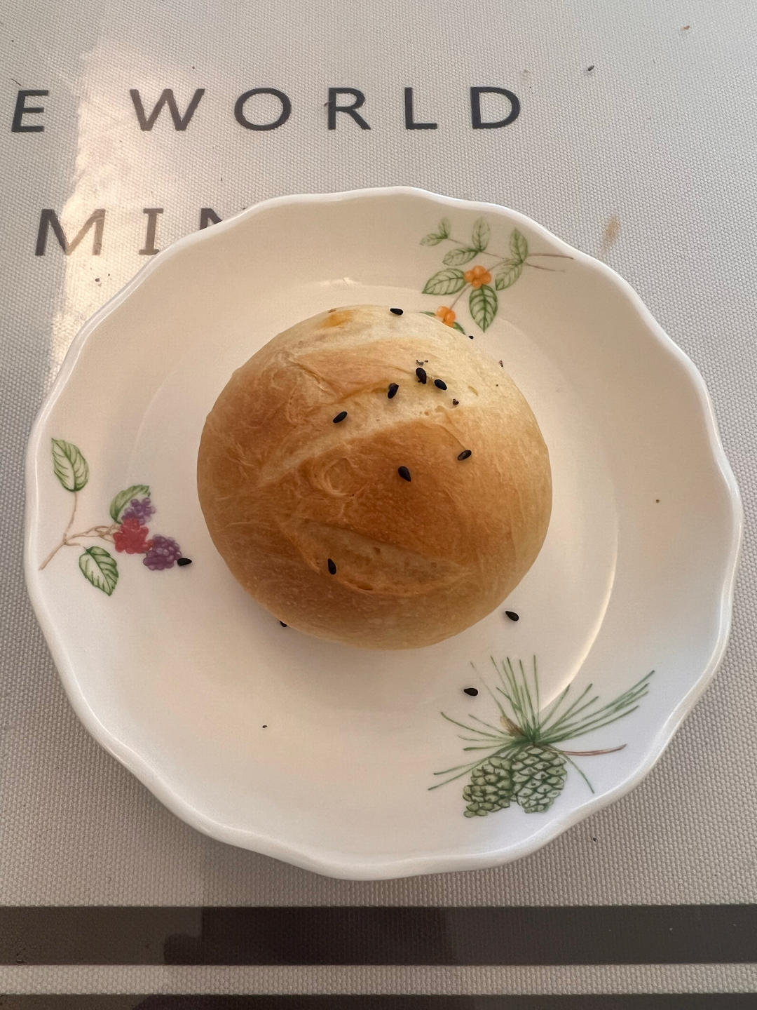 如棉花般松软的海苔肉松面包