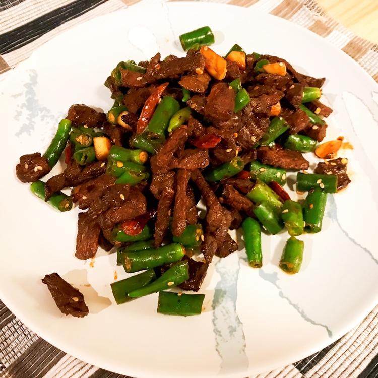 小炒牛肉
