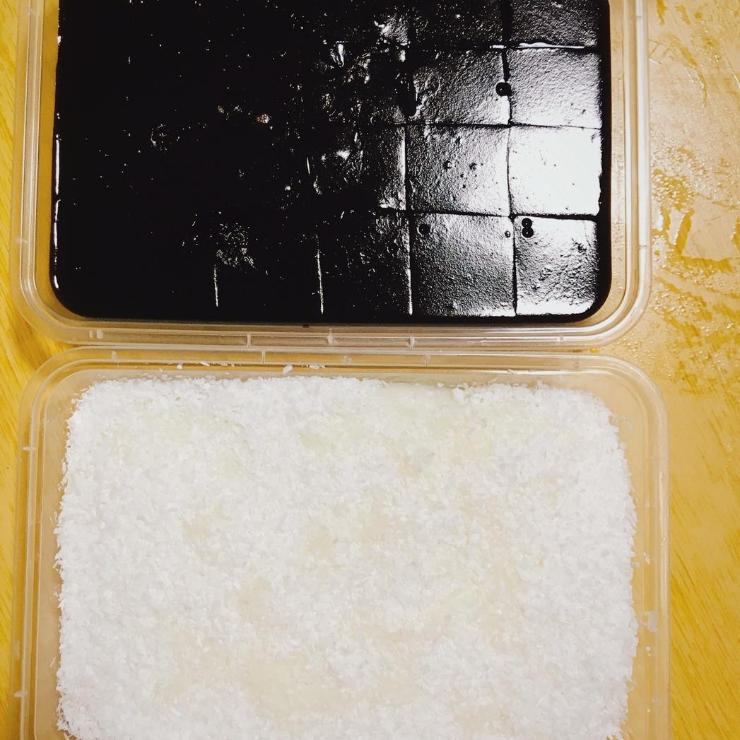 【甜蜜工坊】椰丝牛奶小方糕