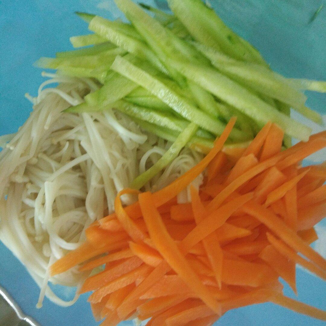 凉拌金针菇
