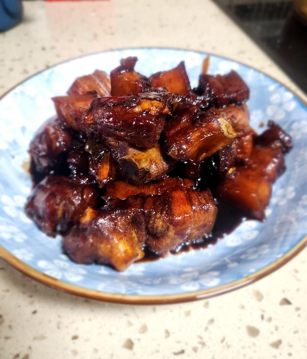 不焯水不放油的家常红烧肉