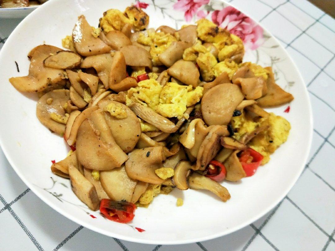 杏鲍菇炒鸡蛋