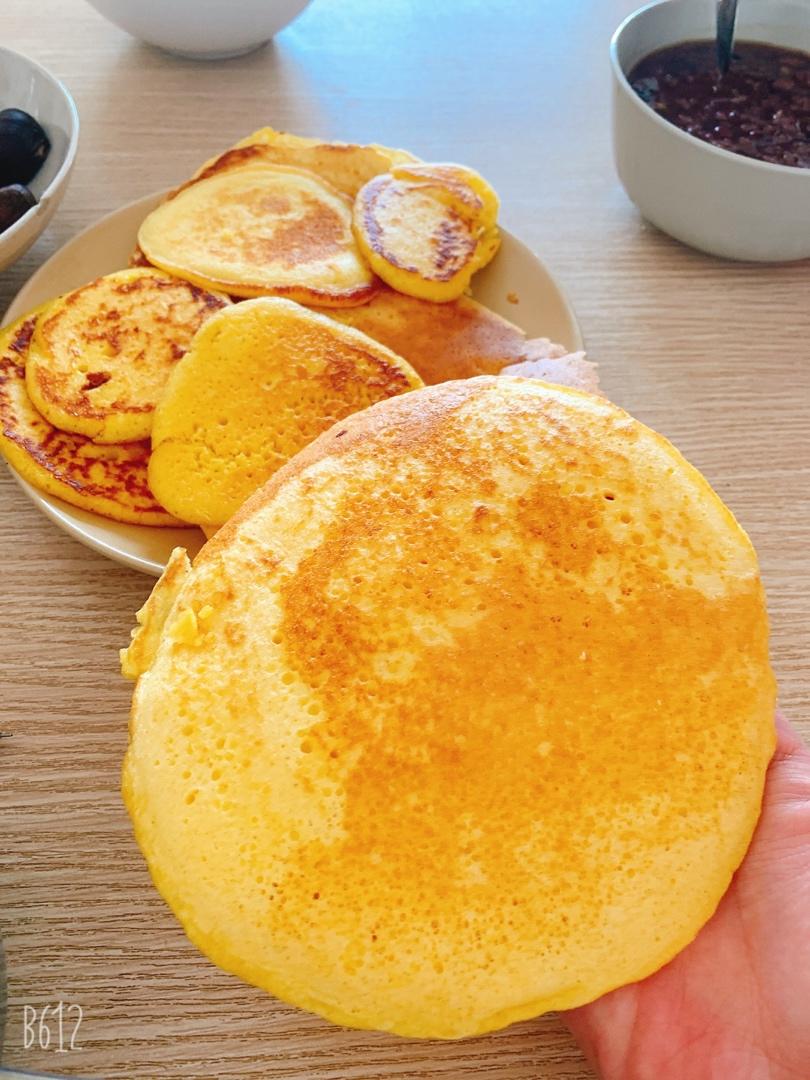 玉米面小饼子