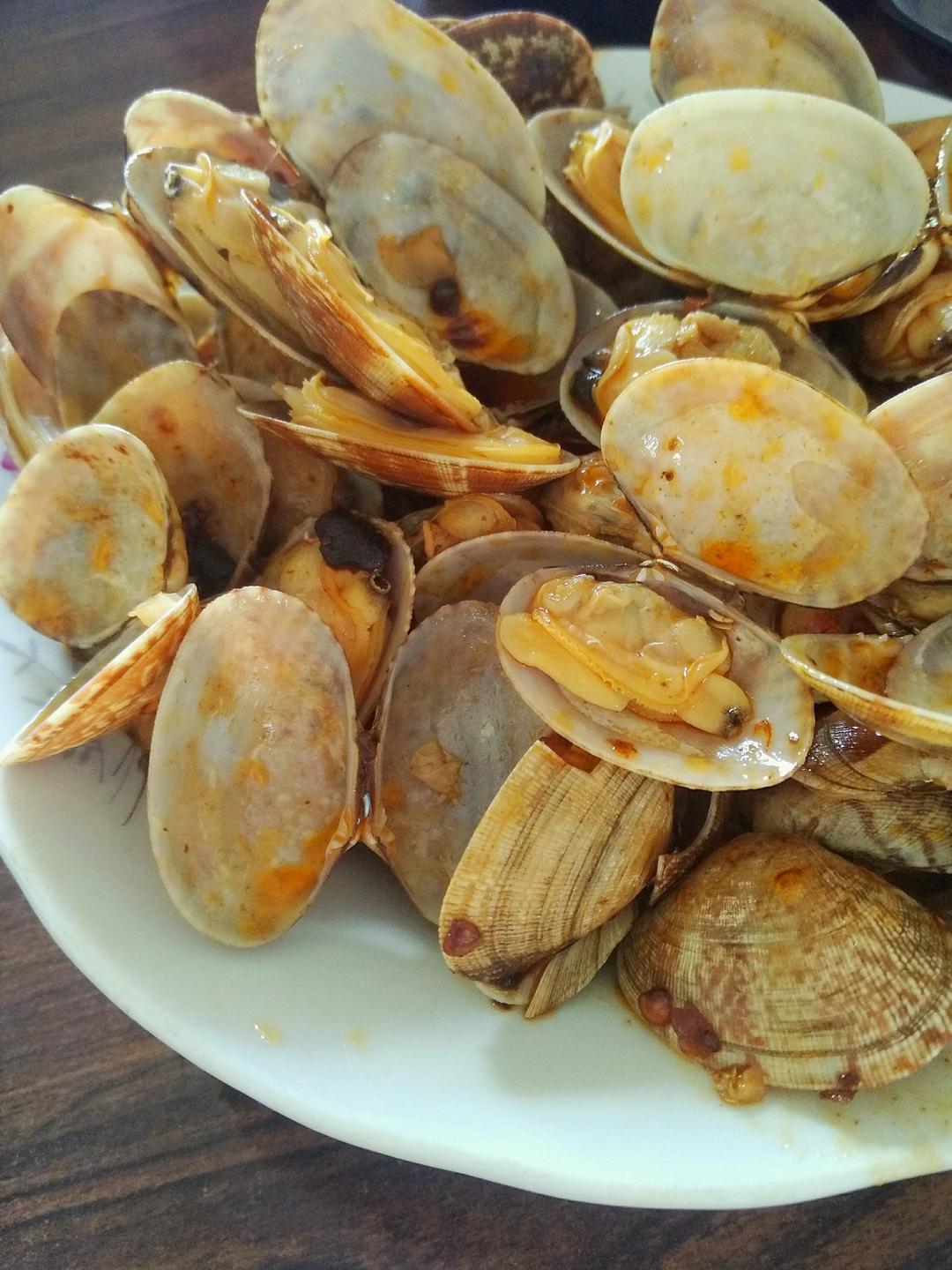 蒜香炒花甲