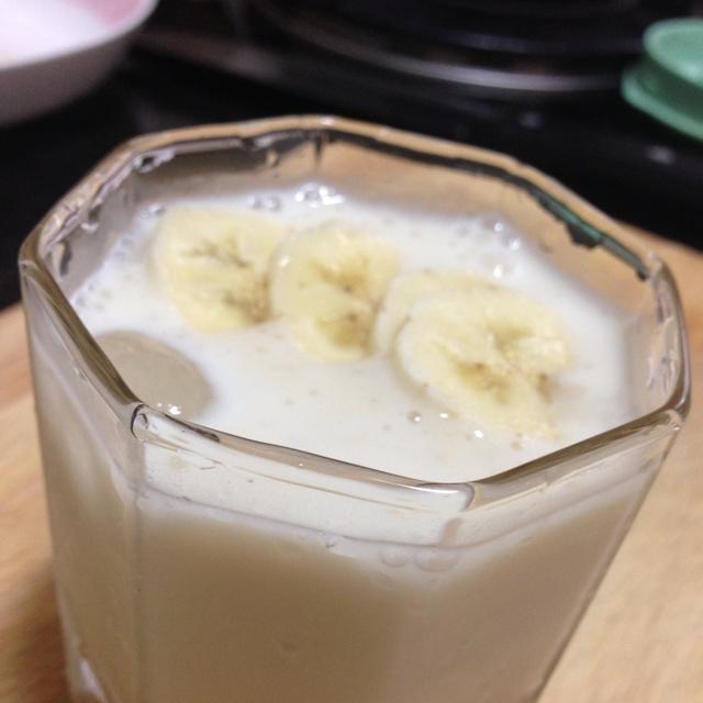 香蕉奶昔超简单的做法