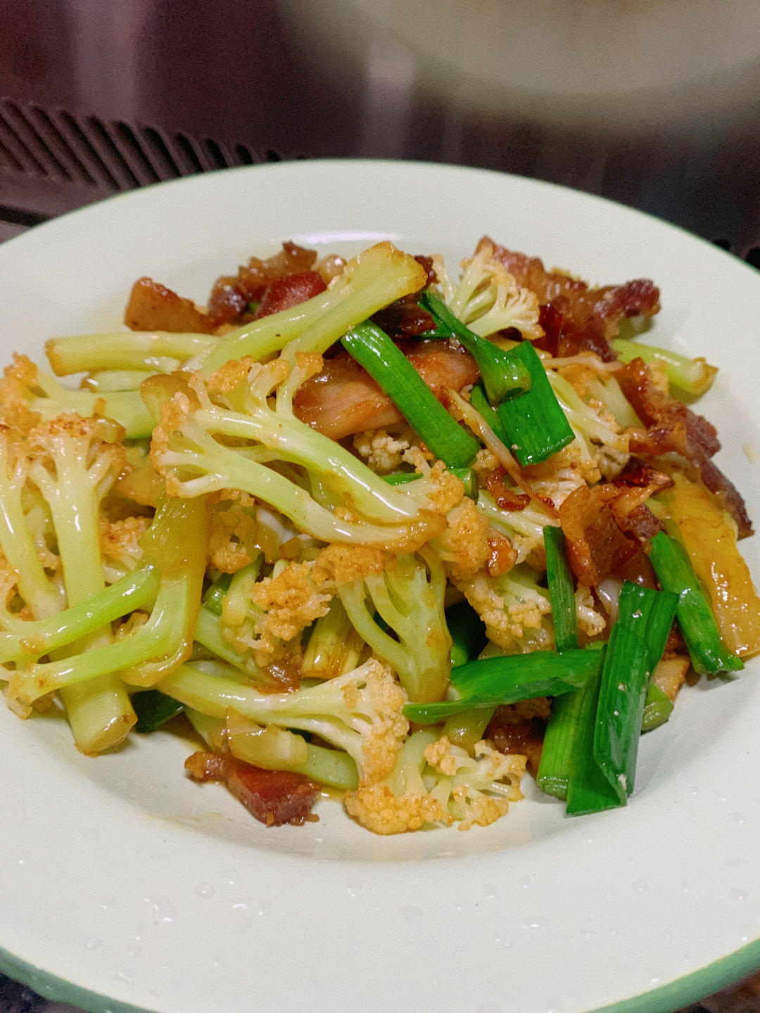 腊肉炒有机花菜