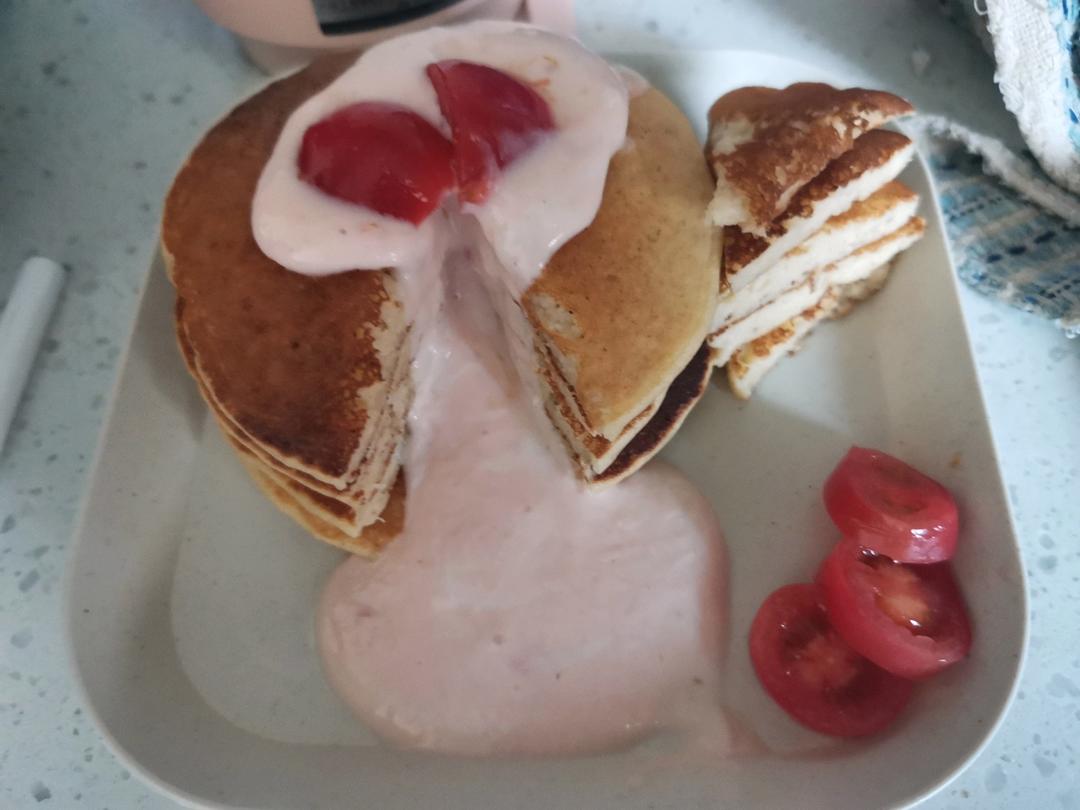 【减脂早餐】无油香蕉松饼（超简单）