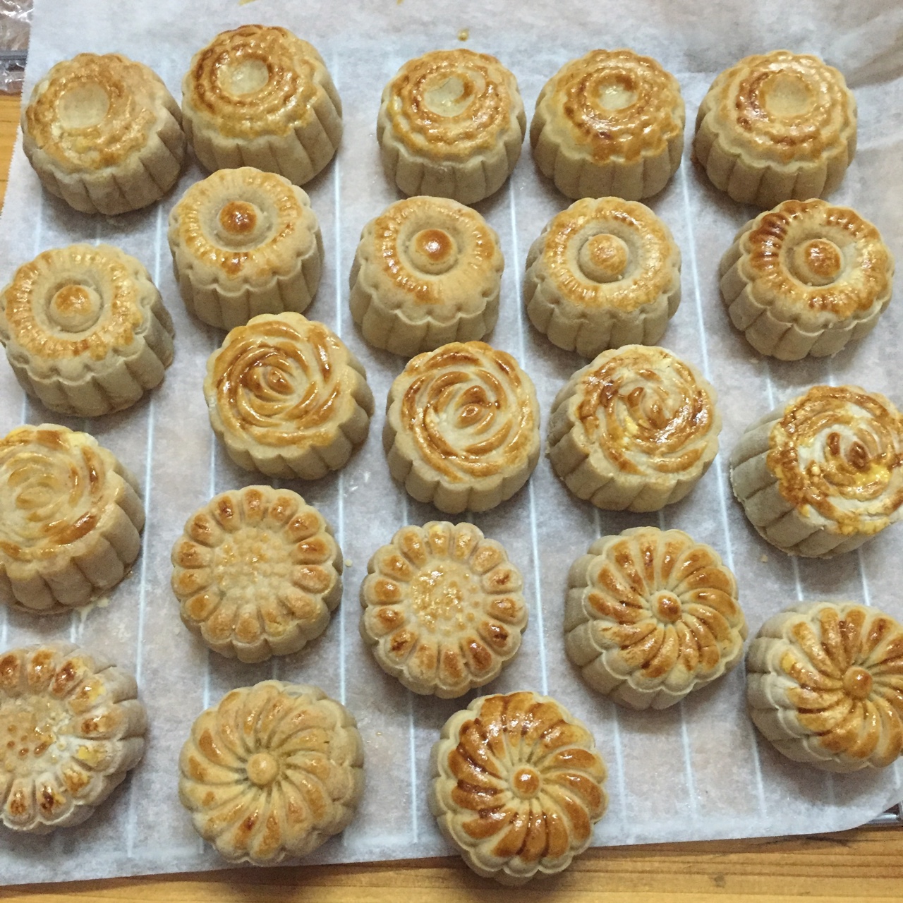 【曼食慢语】蛋黄莲蓉月饼