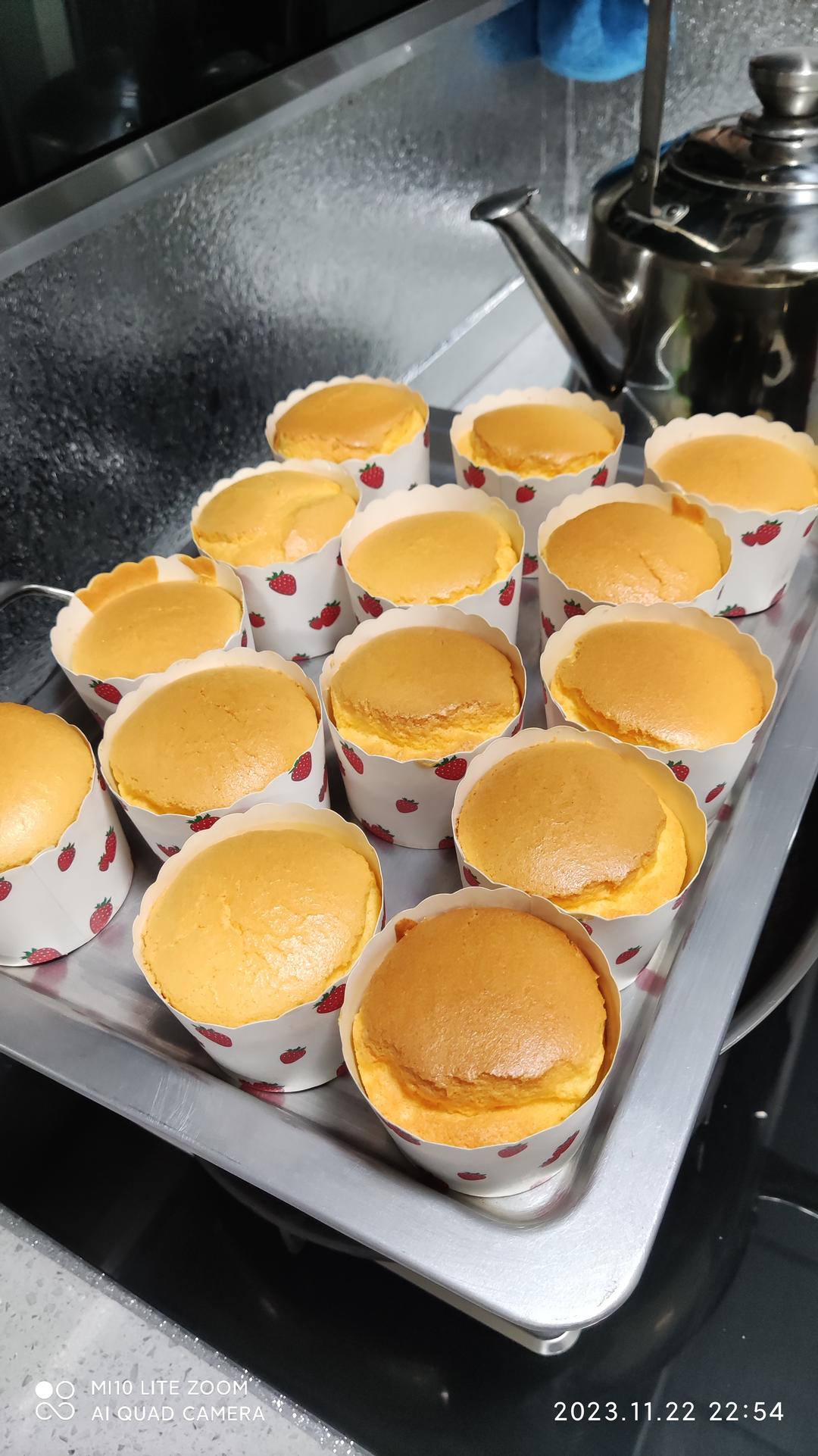 纸杯蛋糕 8寸戚风蛋糕的量