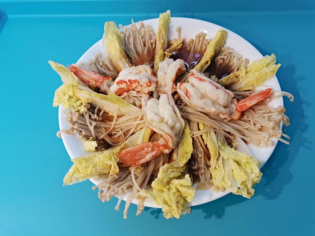 姐姐妹妹の蒜茸粉丝虾夹菜宝宝（蒜茸粉丝开边虾蒸娃娃菜）