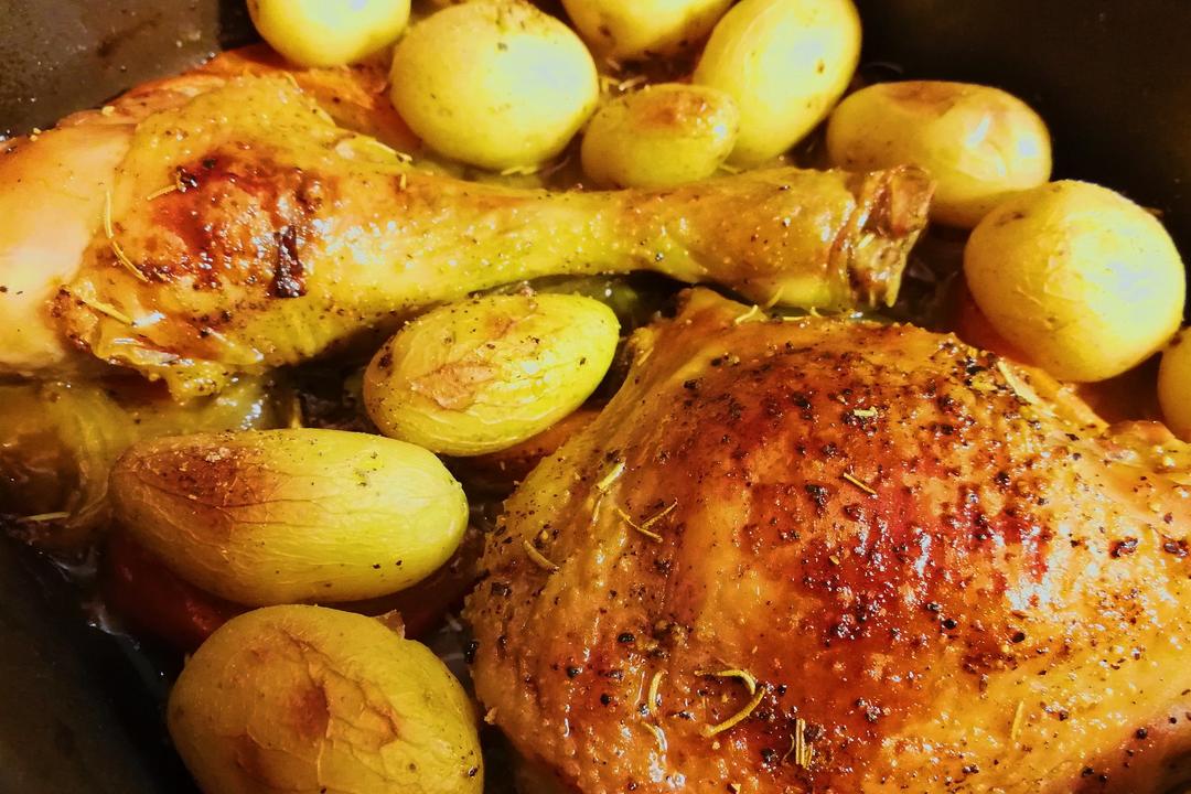迷迭香番茄烤鸡腿/Roast chicken legs with rosemary and tomatoes