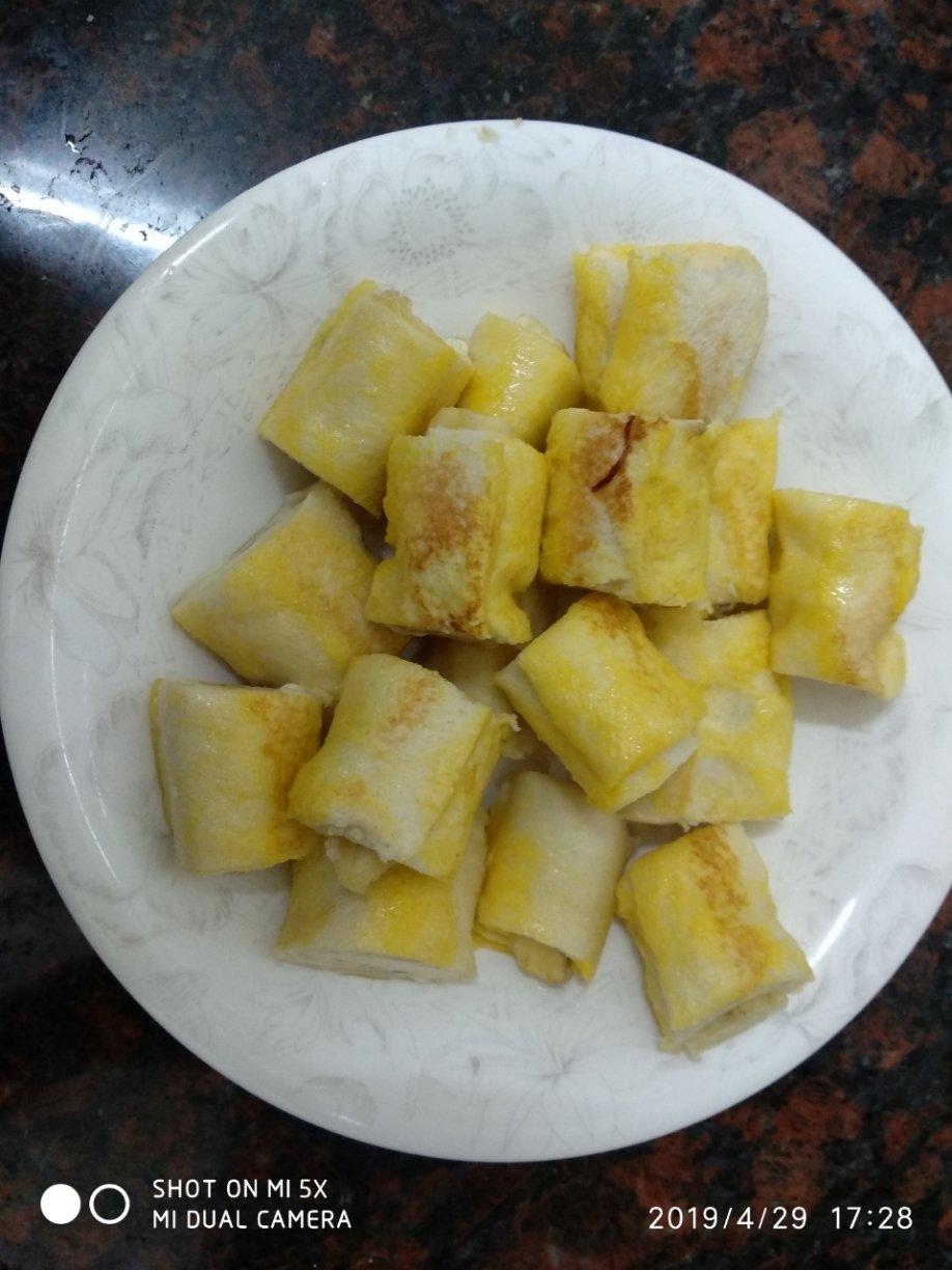 宝宝辅食食谱  牛油果香蕉卷