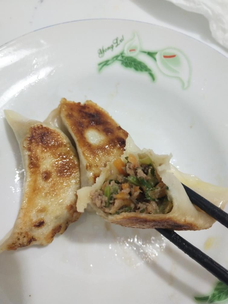 超好吃牛肉煎饺的做法 步骤5