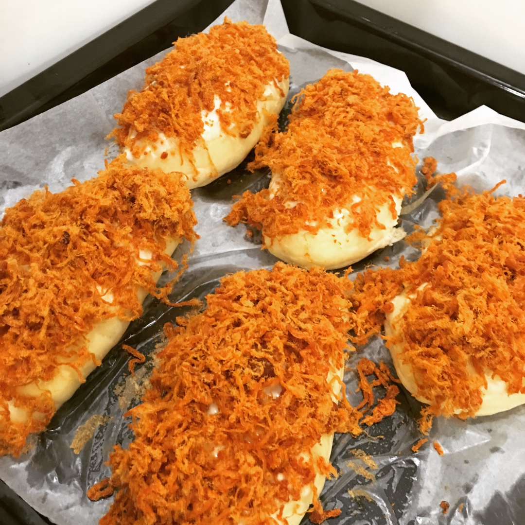 面包 lnnnnnn做的可能是最好吃的辣松面包 用波兰种的面团做了辣松包