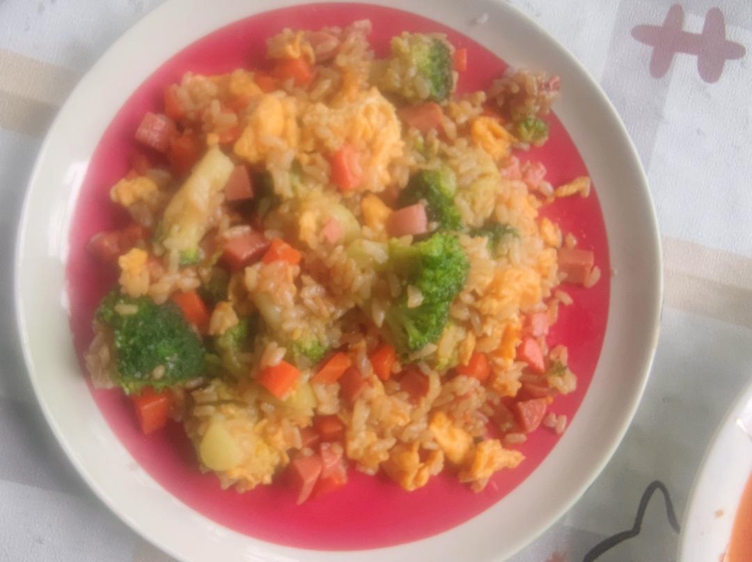 蛋炒饭（简单却好吃到爆哭）