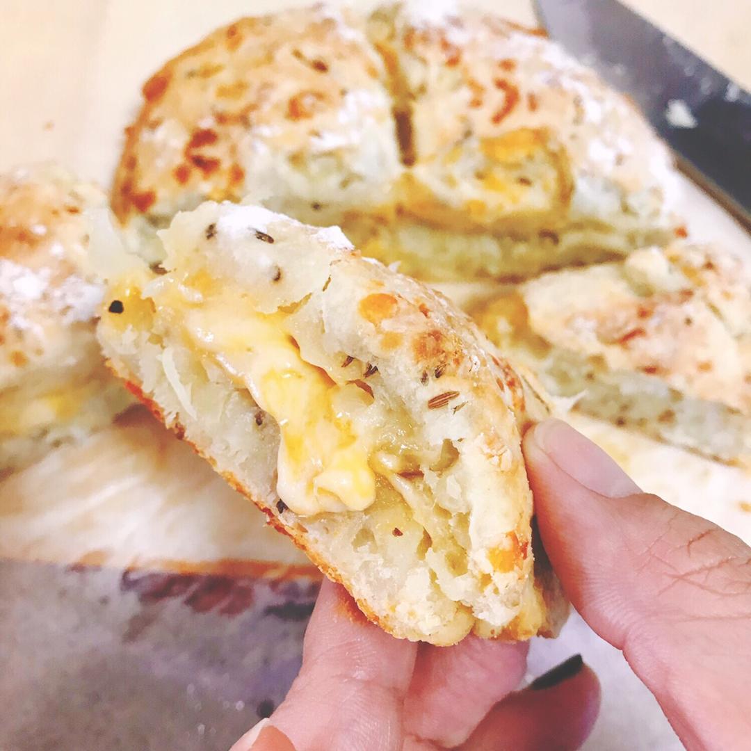 全麦咸切达洋葱土豆面包——快手司康【健康主食】