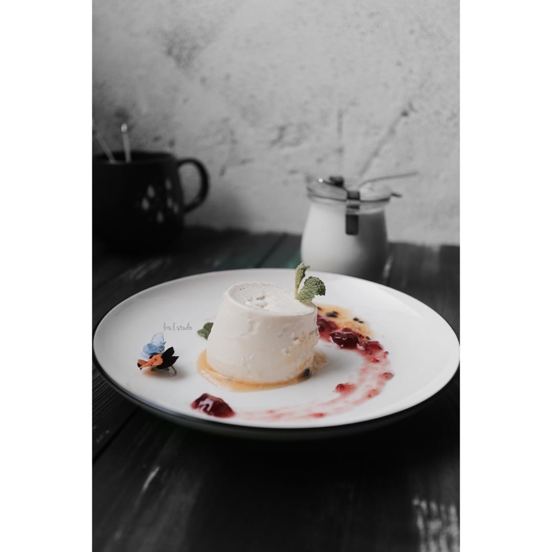 意式奶冻 panna cotta