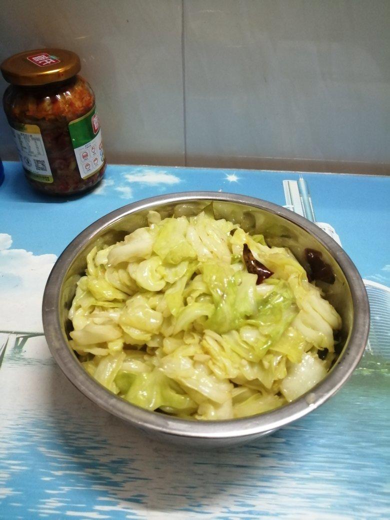 🔥5分钟就可以搞定❗️香辣开胃手撕包菜