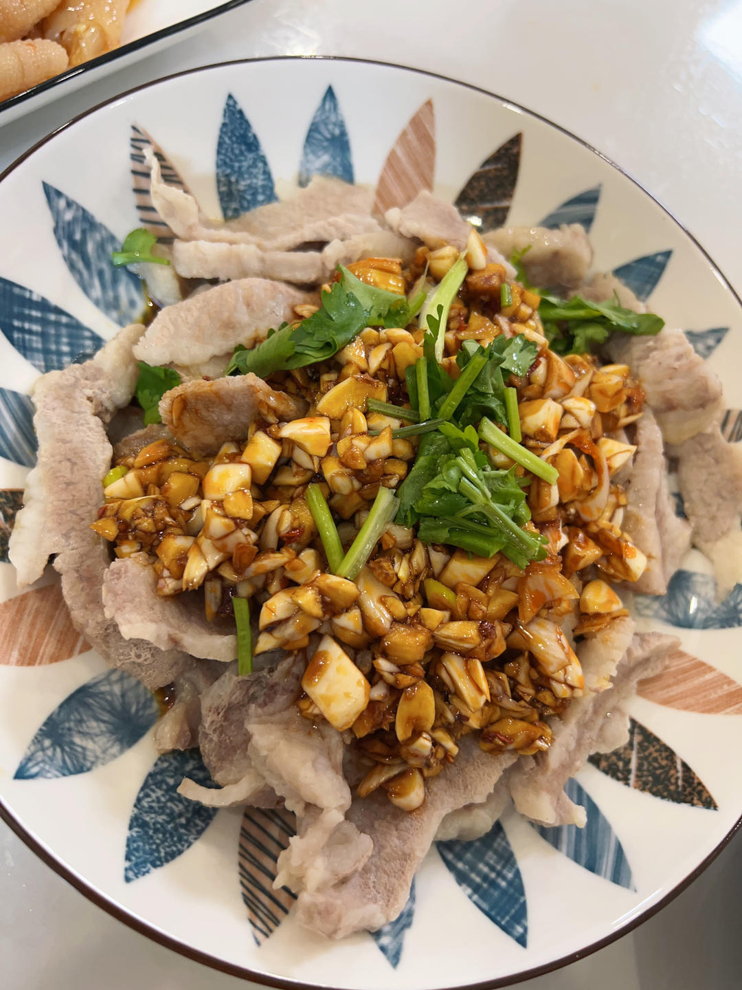 有时候，真的忍不住，搞一盘蒜泥白肉