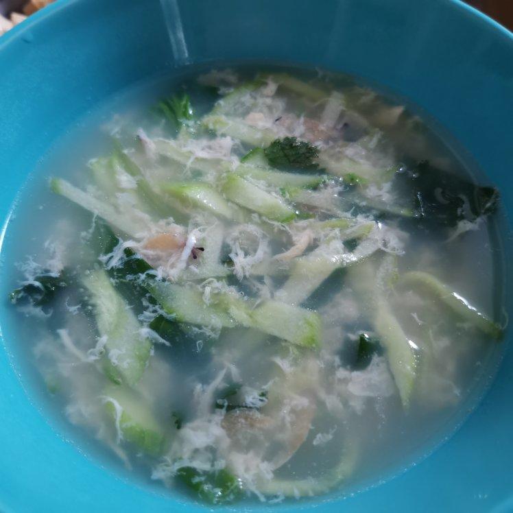 减脂素食颜控，黄瓜鸡蛋汤