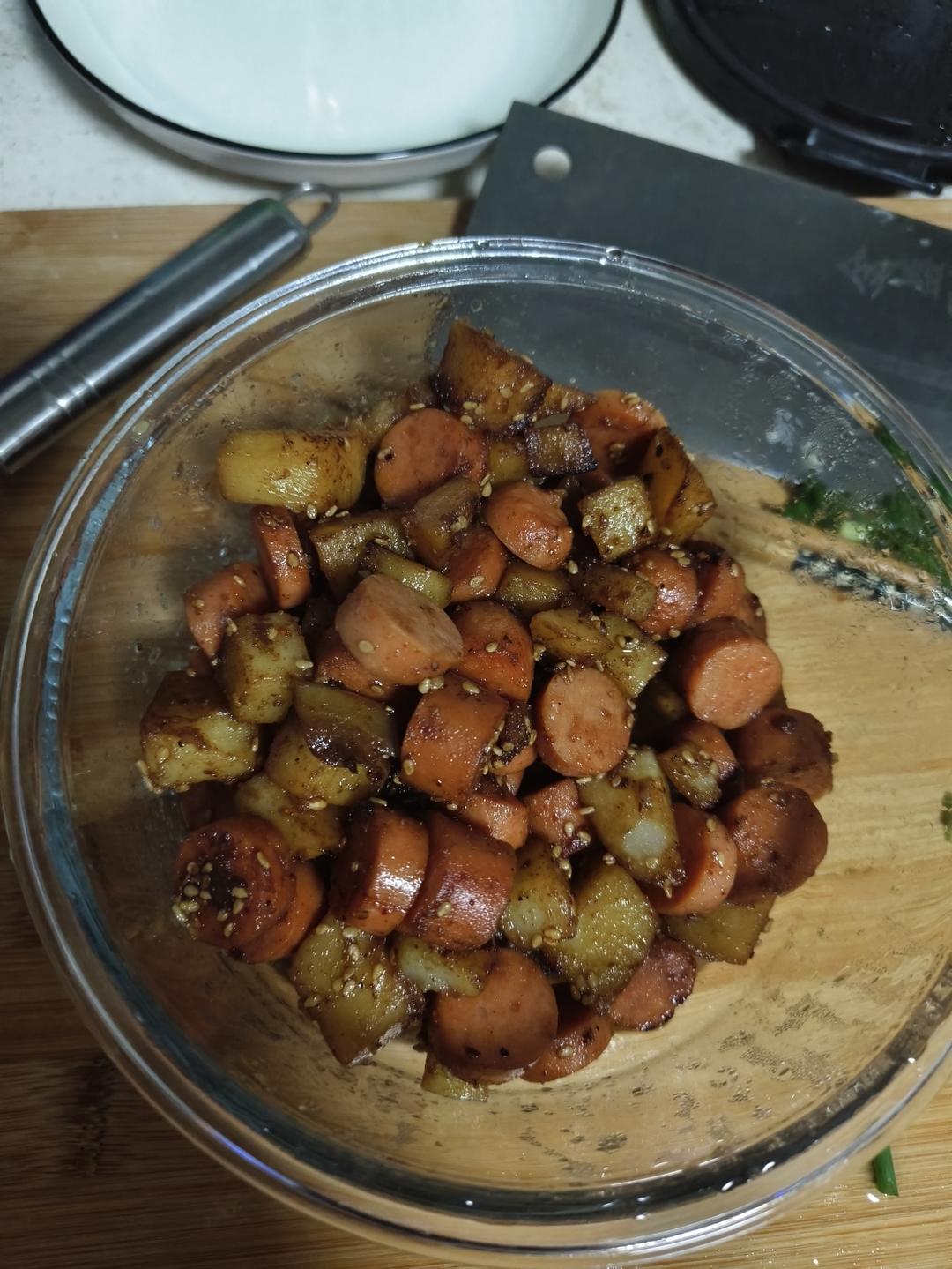 巨好吃的孜然火腿土豆丁