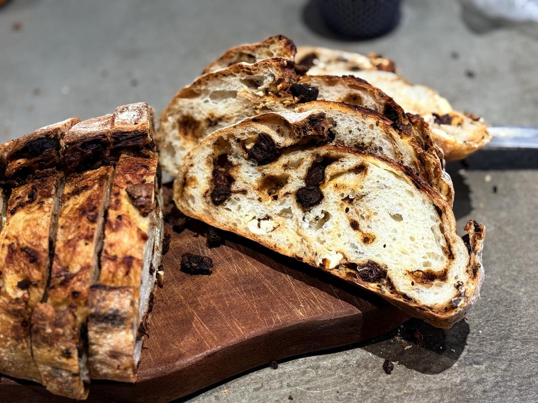 麻辣牛肉奶酪欧包的做法