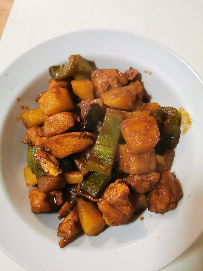 土豆黄焖鸡