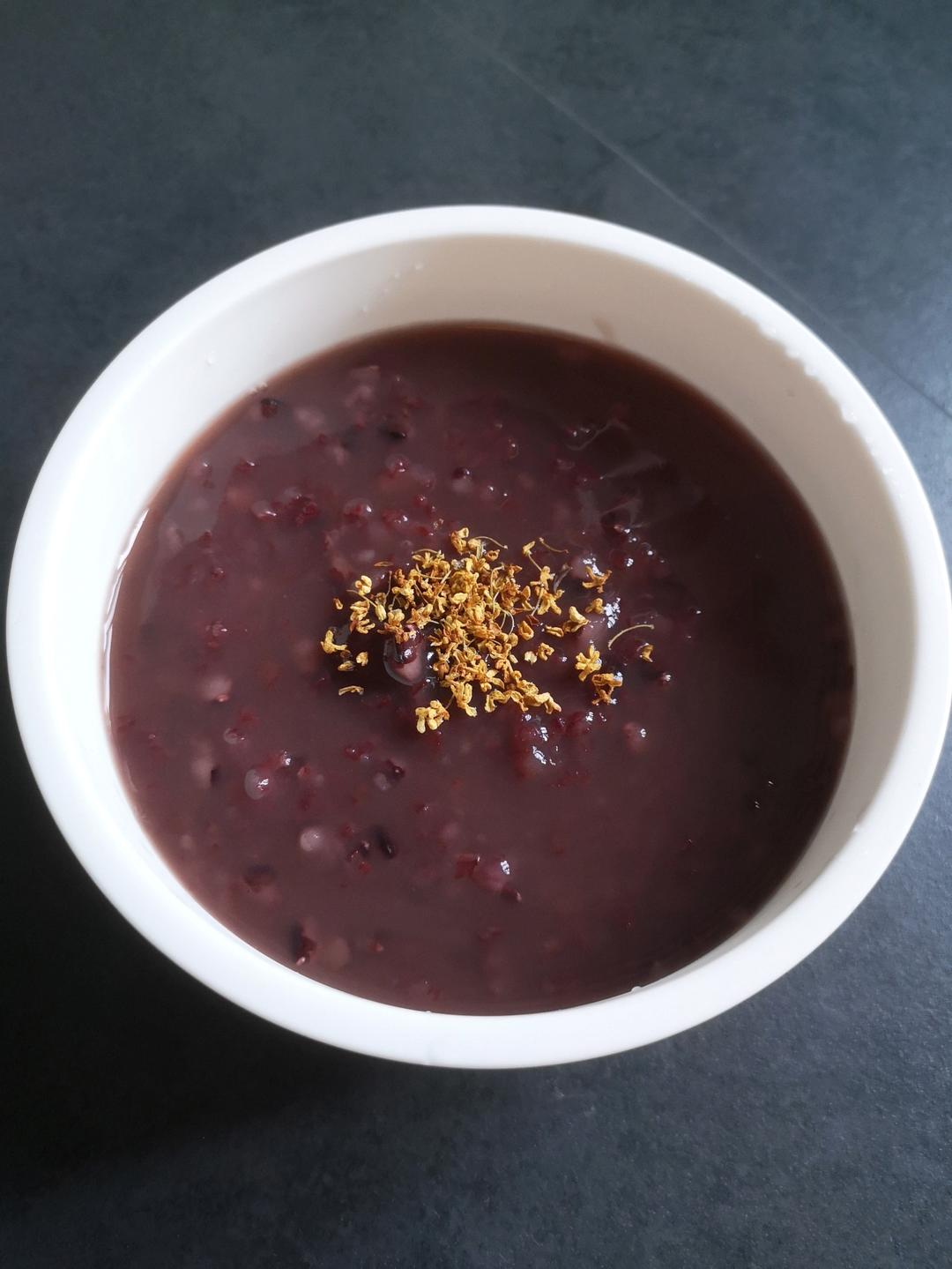 快手软糯黑米粥（电饭锅版）