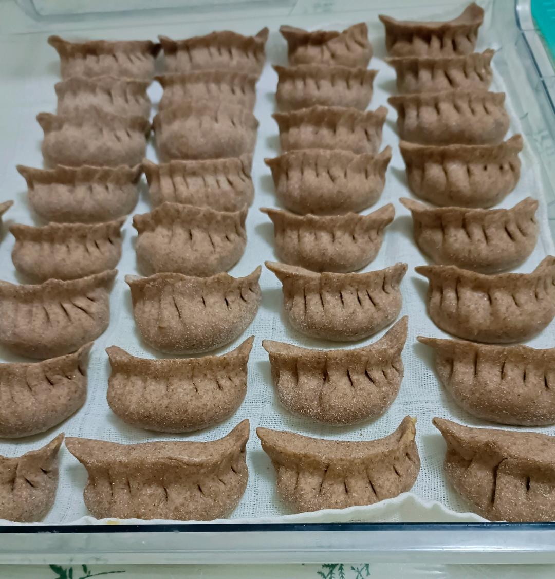 低卡·黑麦鸡肉香菇饺子