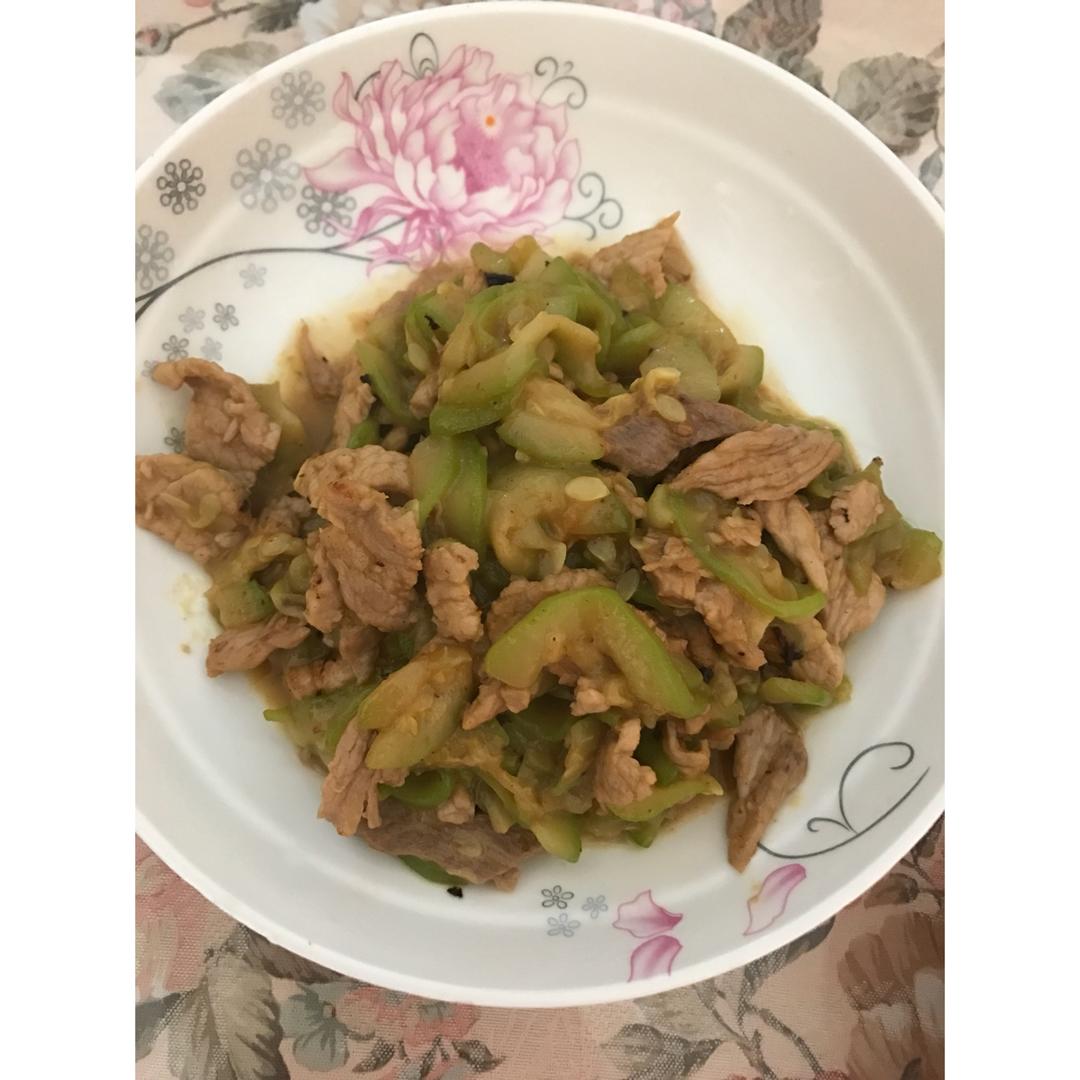 西葫芦炒肉片