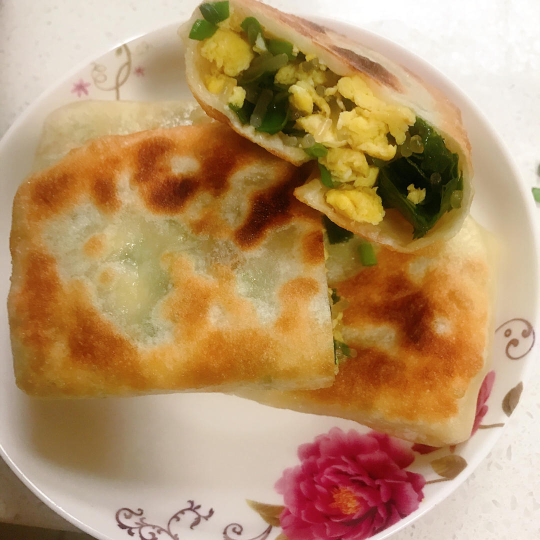 吹弹可破的韭菜盒子