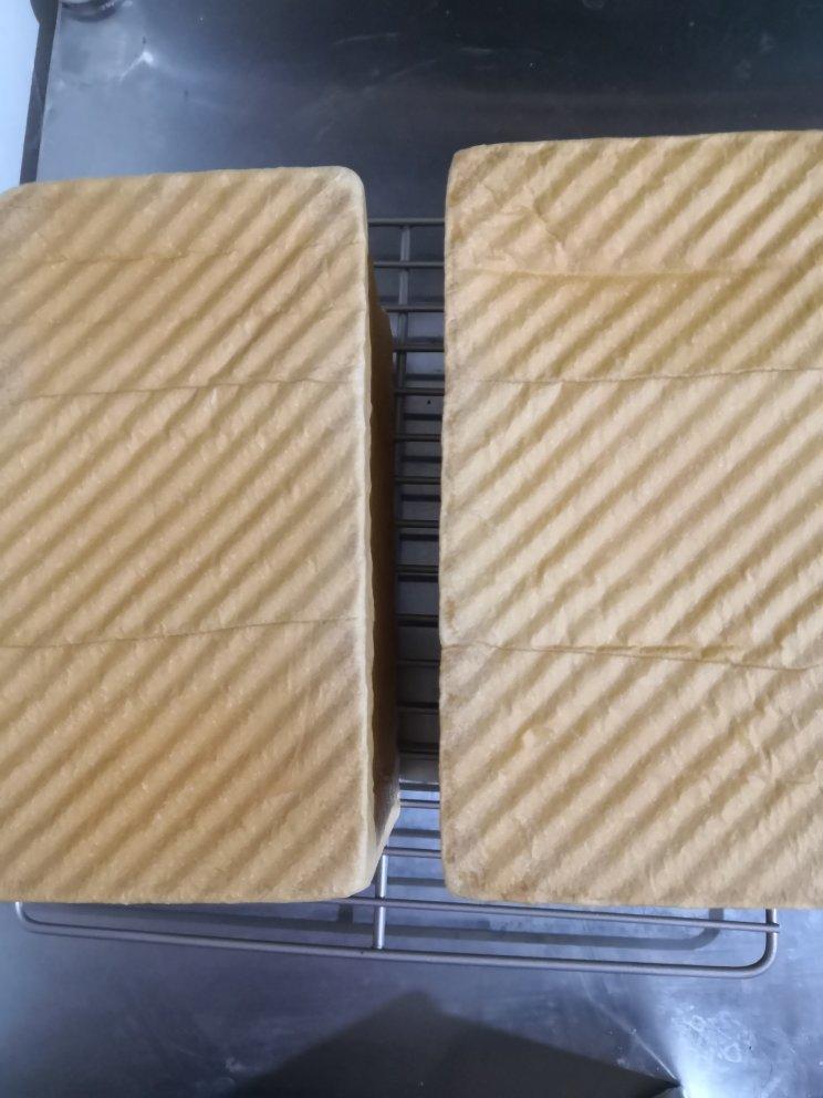 不用醒发和一发的懒人手撕吐司