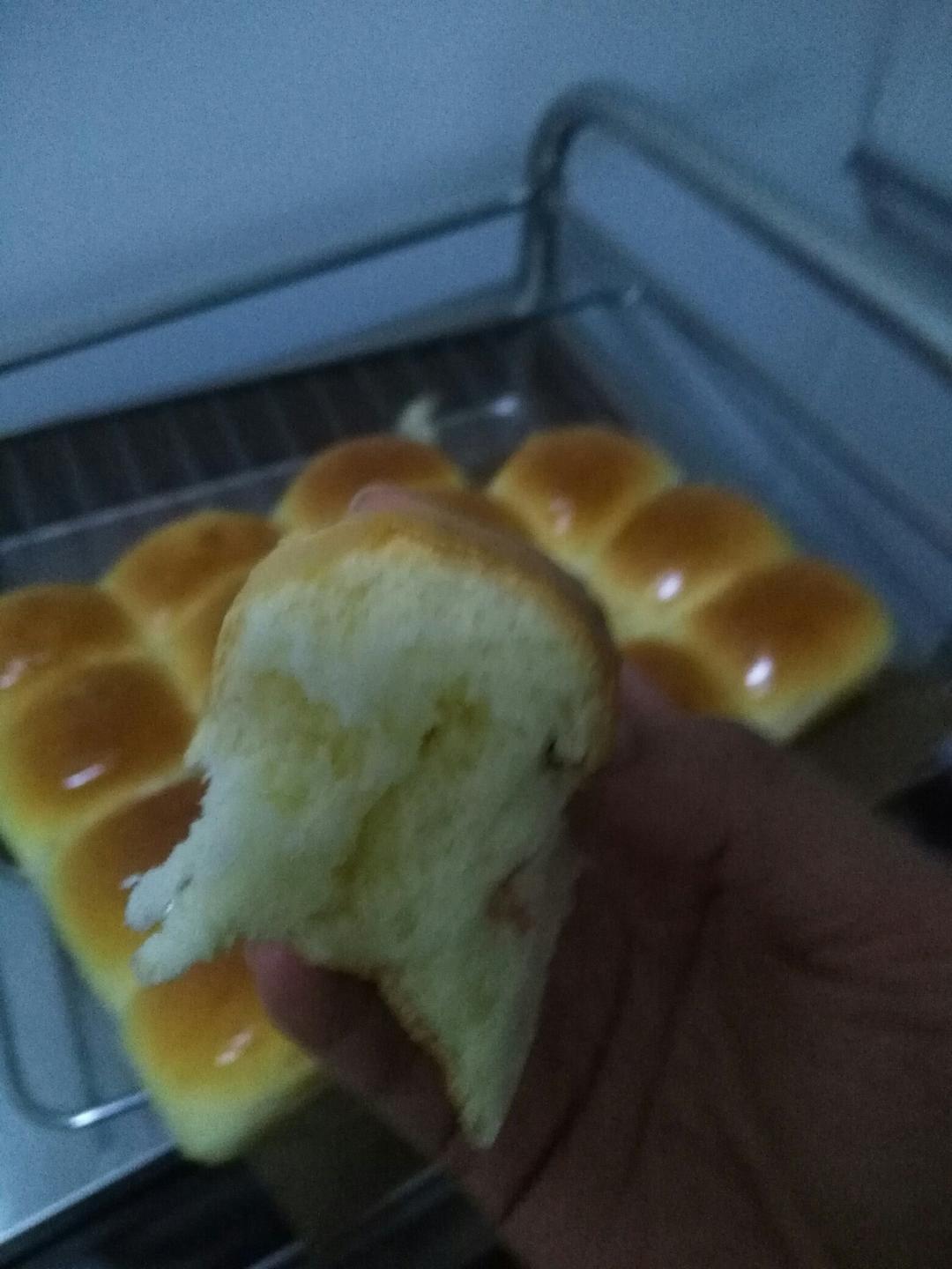 一次性发酵鲜奶油小面包