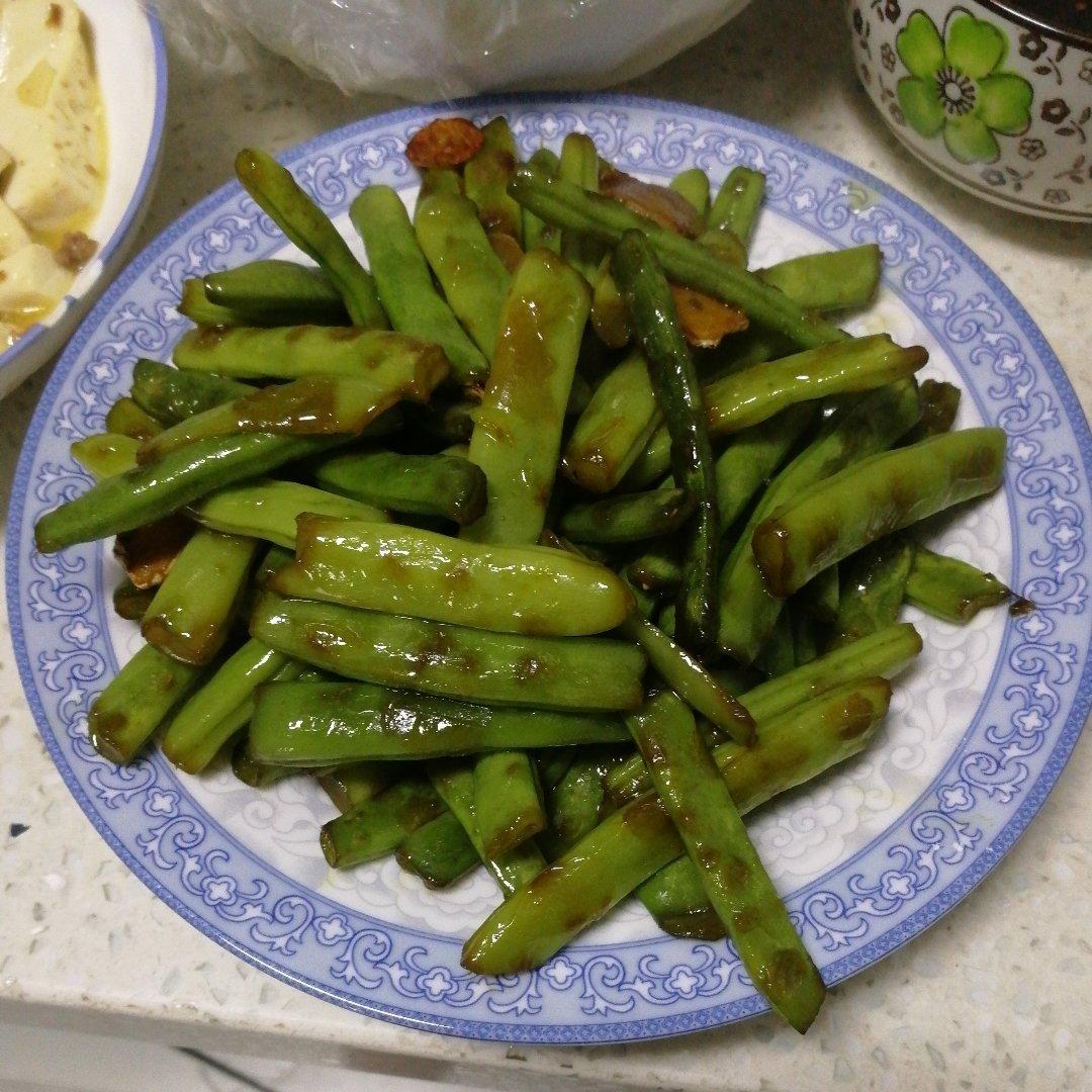 蒜香干煸四季豆