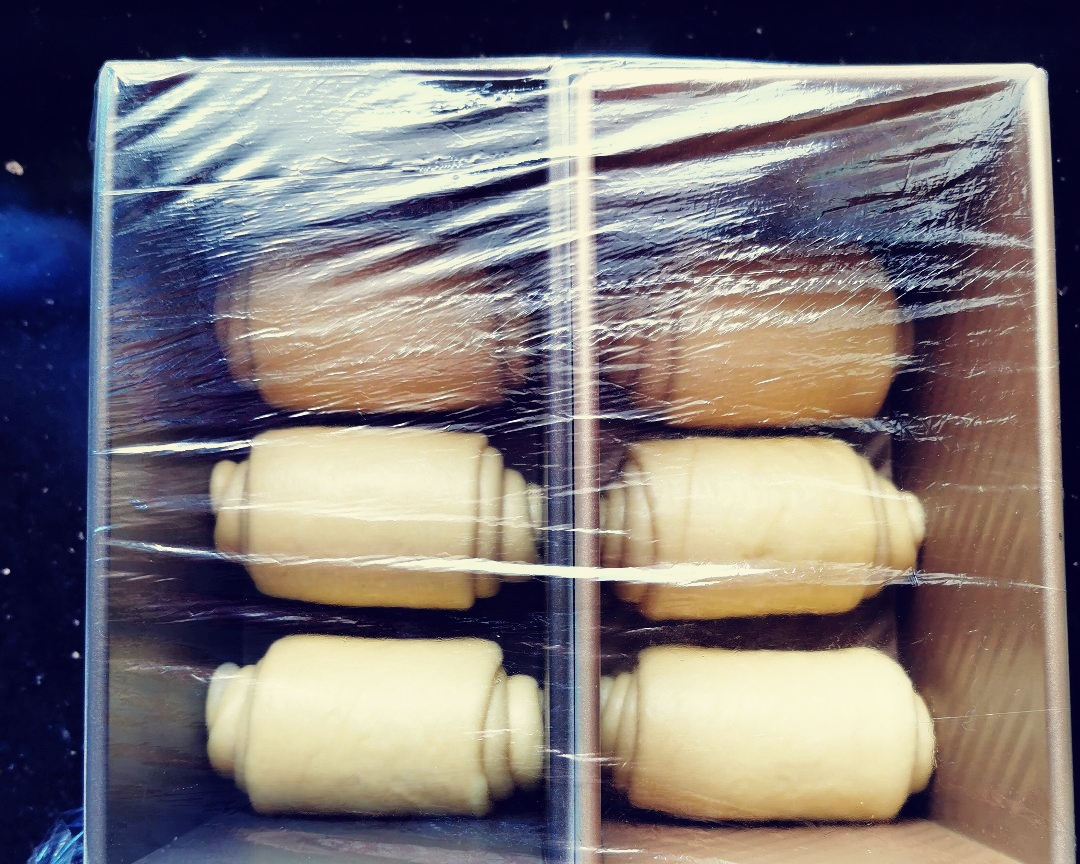 切片面包也可以软软的一点不输面包店的做法 步骤6