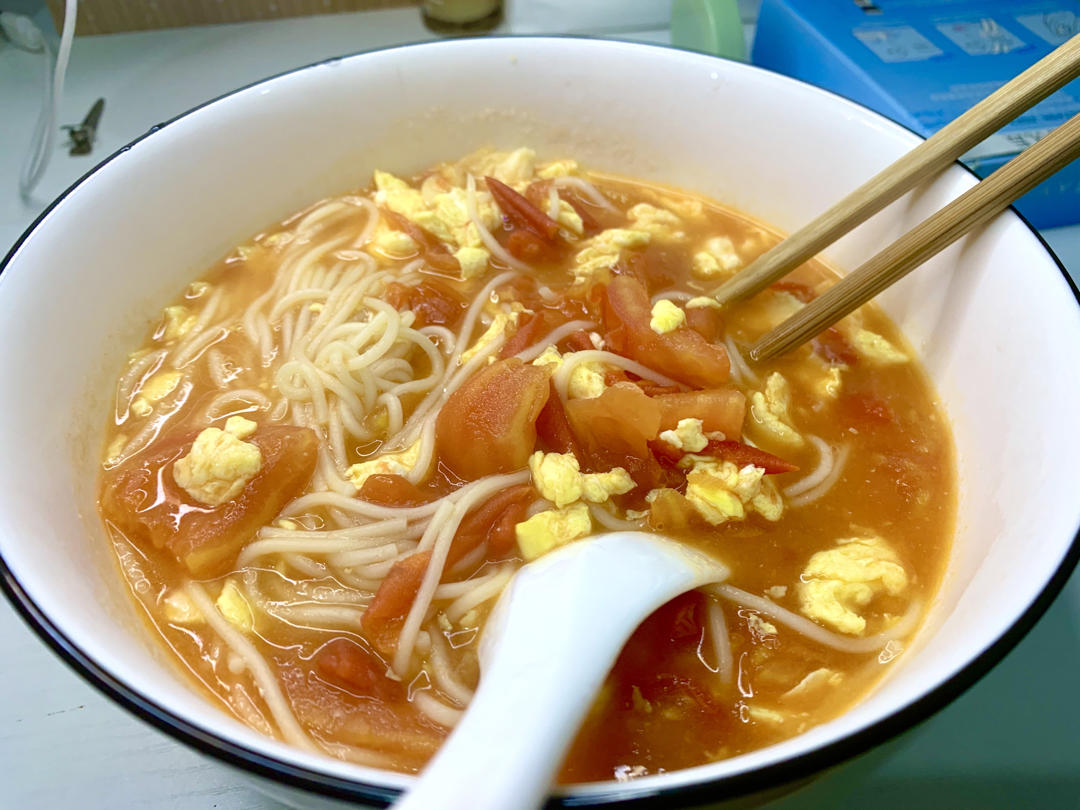 超级入味好吃的番茄鸡蛋面