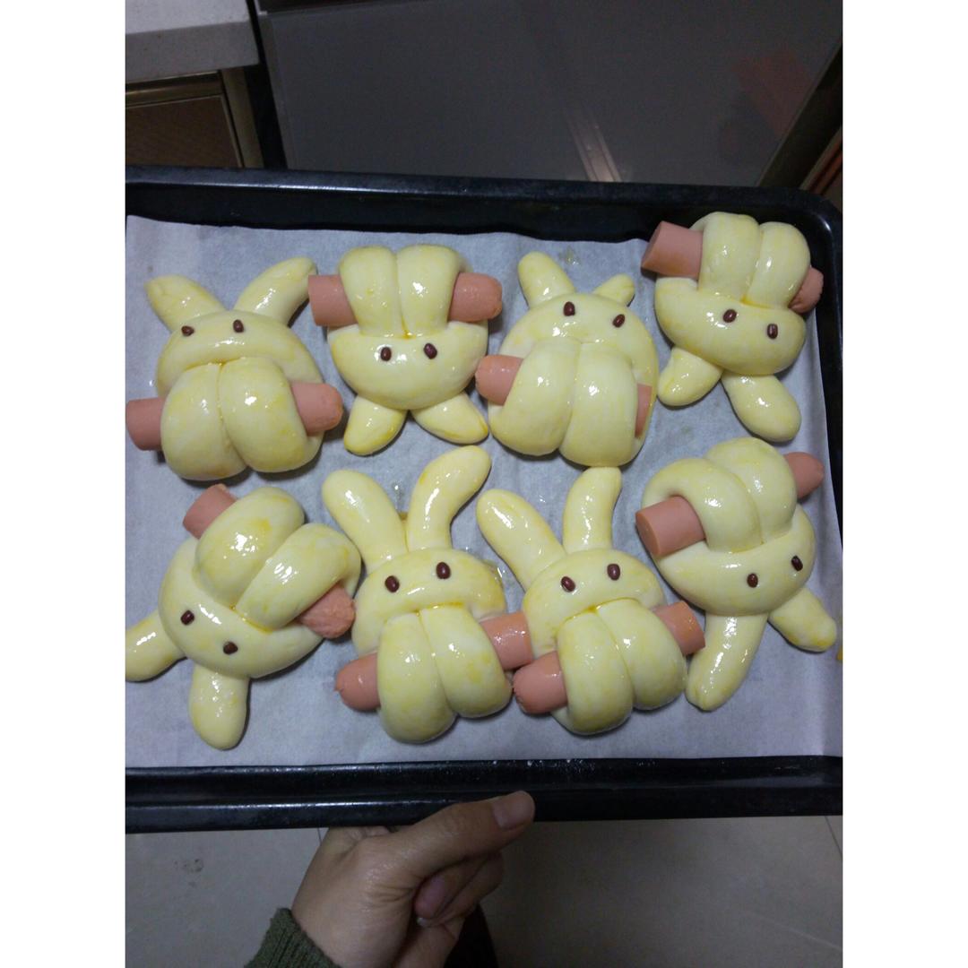 小兔子香肠包