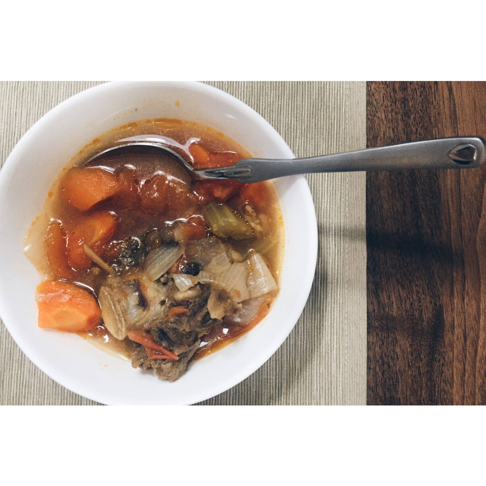 番茄牛尾汤