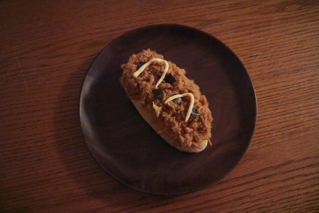肉松满满的松松包