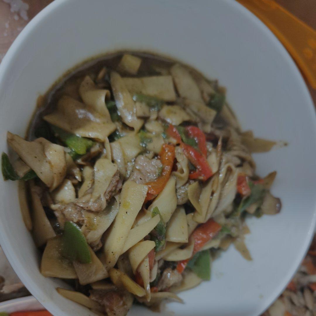 家常菜~杏鲍菇烧牛肉粒