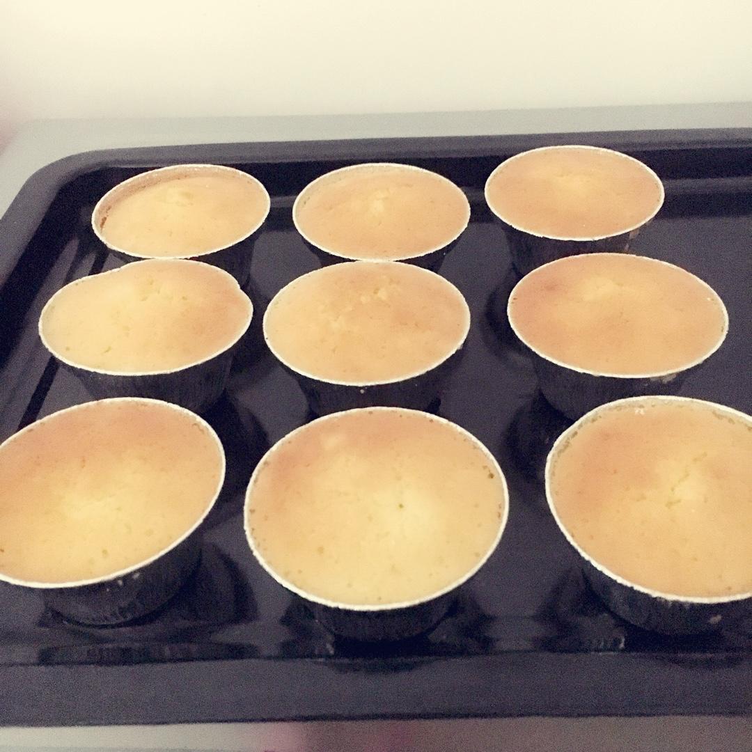 奶香迷你蛋糕仔
