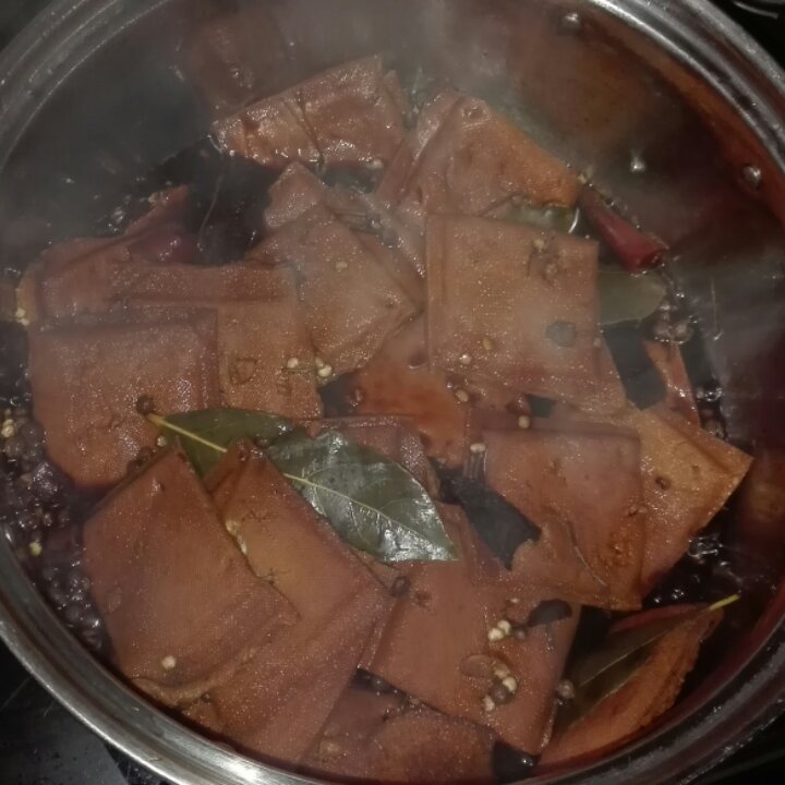周黑鸭味～～～鸭翅 鸭爪