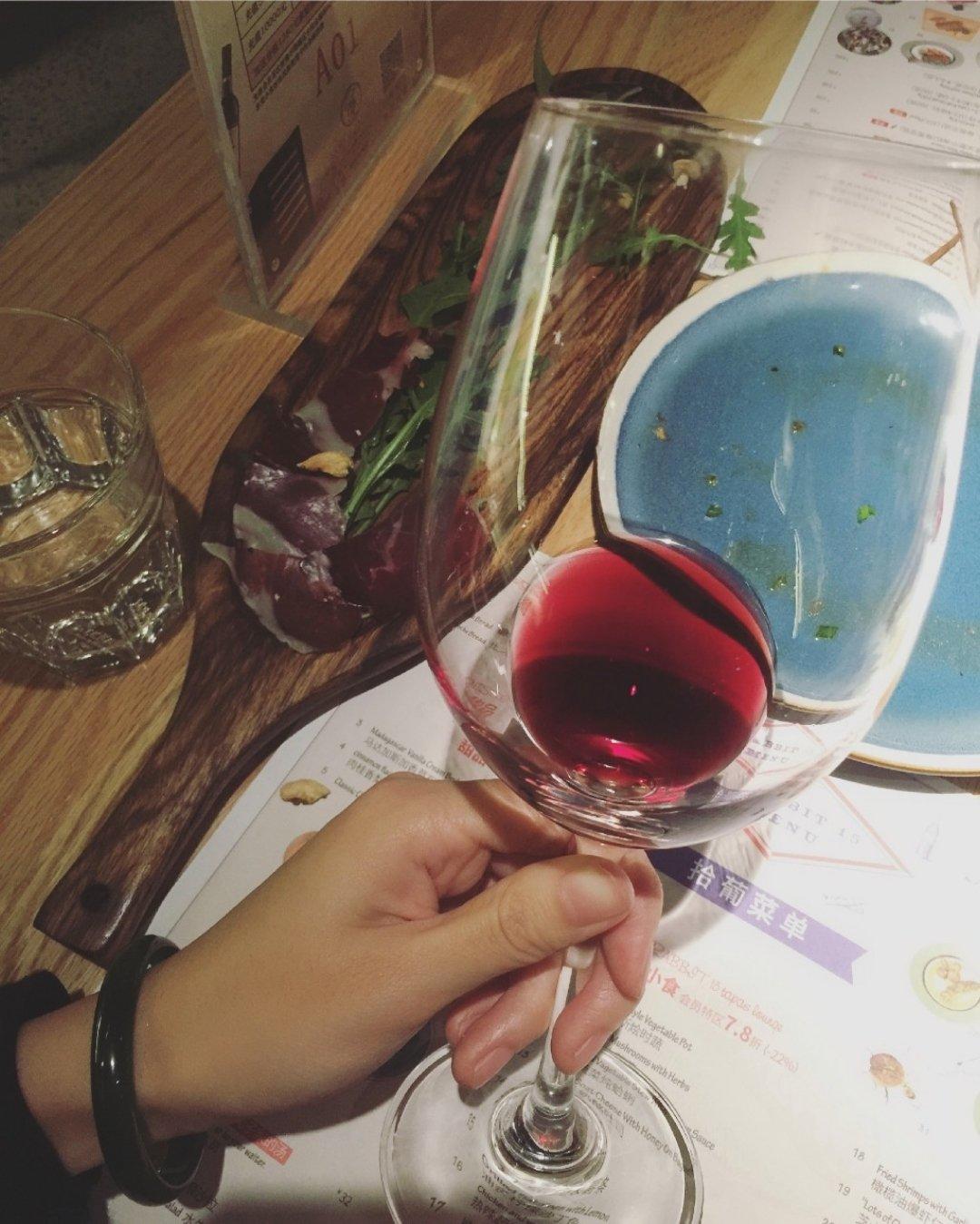 米其林大厨的煎牛排方法（附配餐葡萄酒推荐）