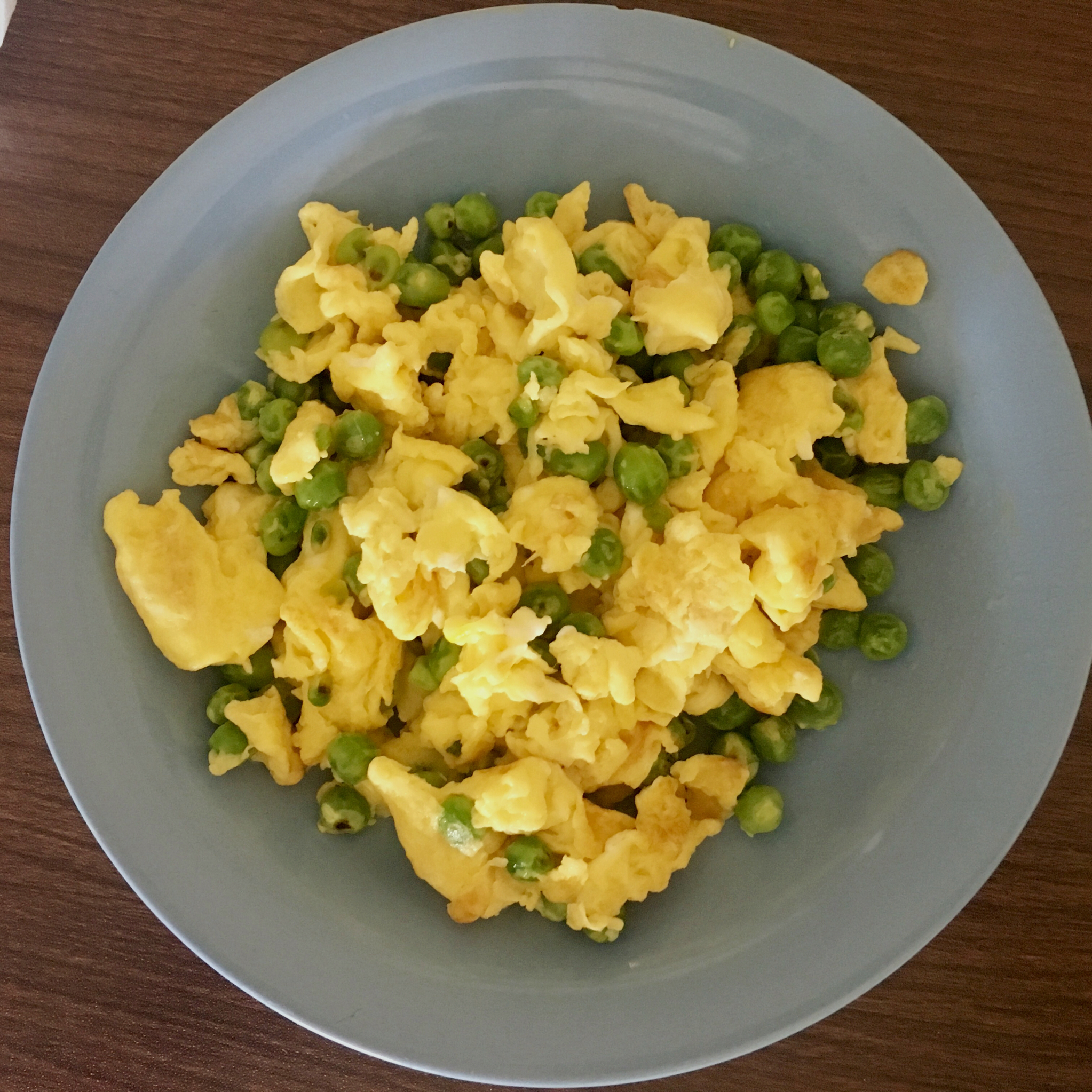 鸡蛋炒豌豆